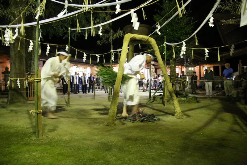湯立神楽写真